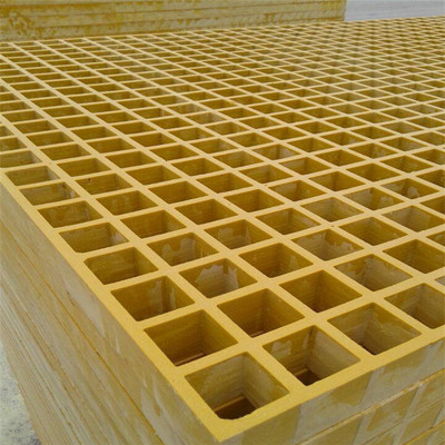 玻璃鋼格柵蓋板與玻璃鋼格柵板 特性、區別與應用